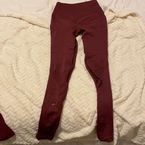 Lululemon Vintage All the Right Places size 6 burgundy legging